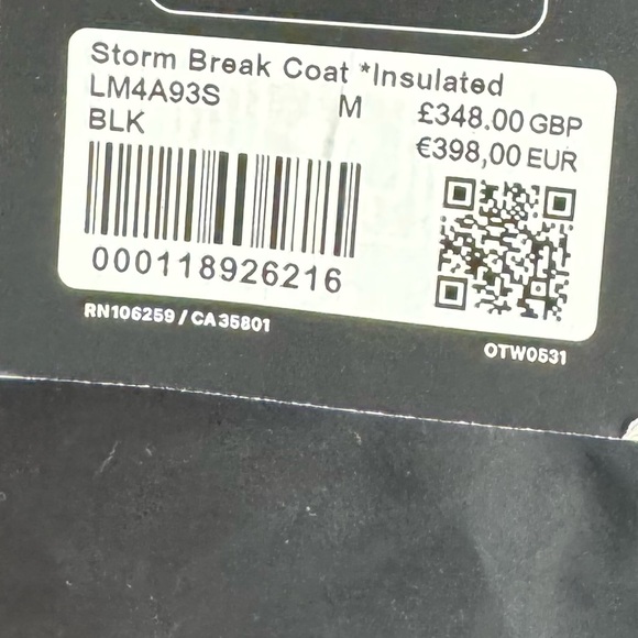 Lululemon Storm break Coat Insulated in black - Picture 13 of 15